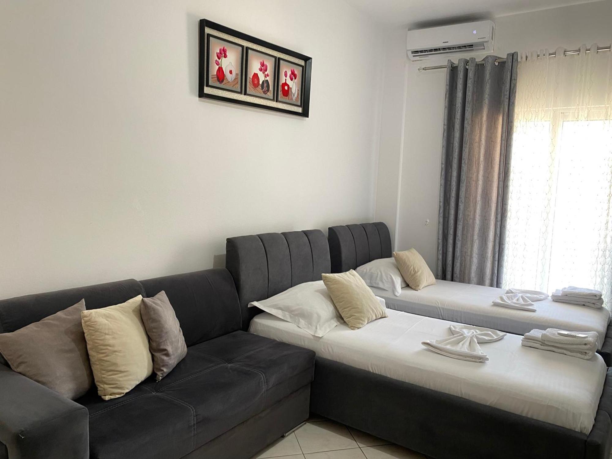 סרנדה Niko Apartament מראה חיצוני תמונה